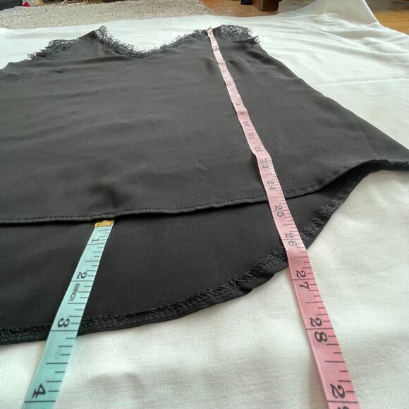 Chic Black Lace-Trim V-Neck Blouse – Size M - Picture 5 of 8